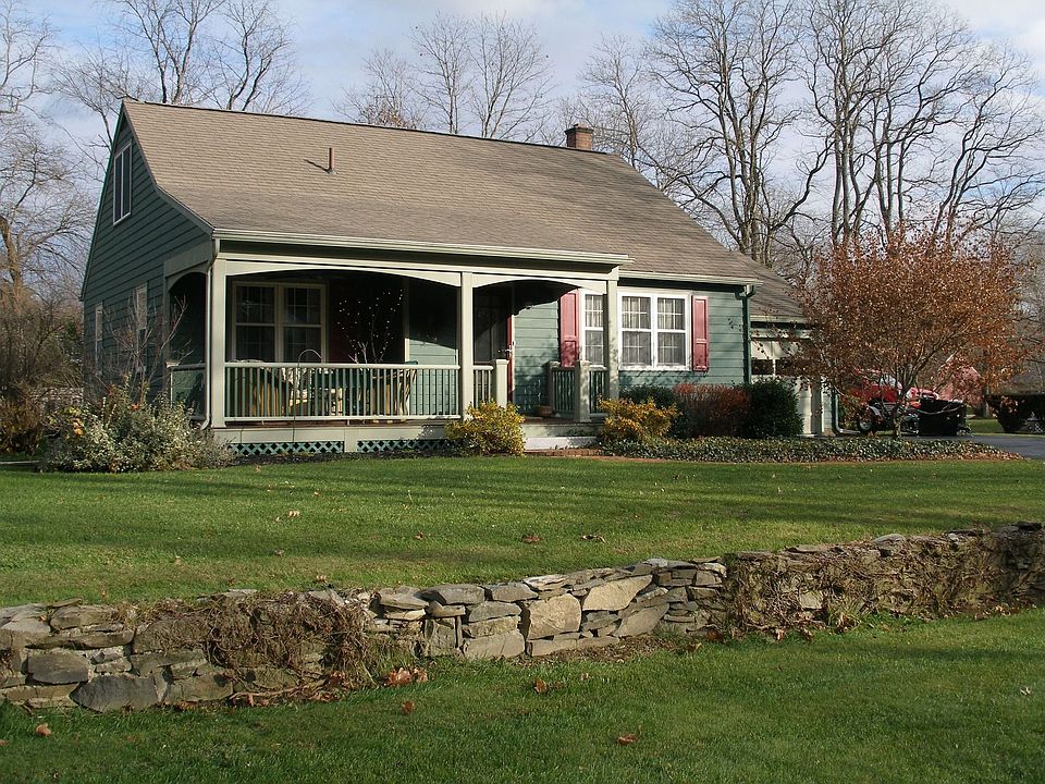 1st image of 3 Martin Ln