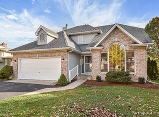 91 Spring Ave, Glen Ellyn, IL 60137