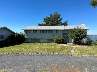 4616 W Lakeshore Dr, Moses Lake, WA 98837