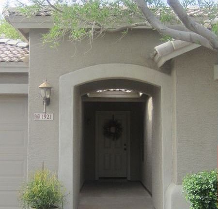 3rd image of 1921 E Redwood Dr
