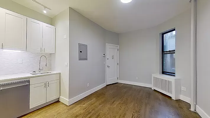 Rented by REAL New York | media 5