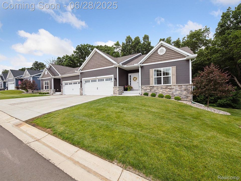 1st image of 2949 Blue Sky Dr #22