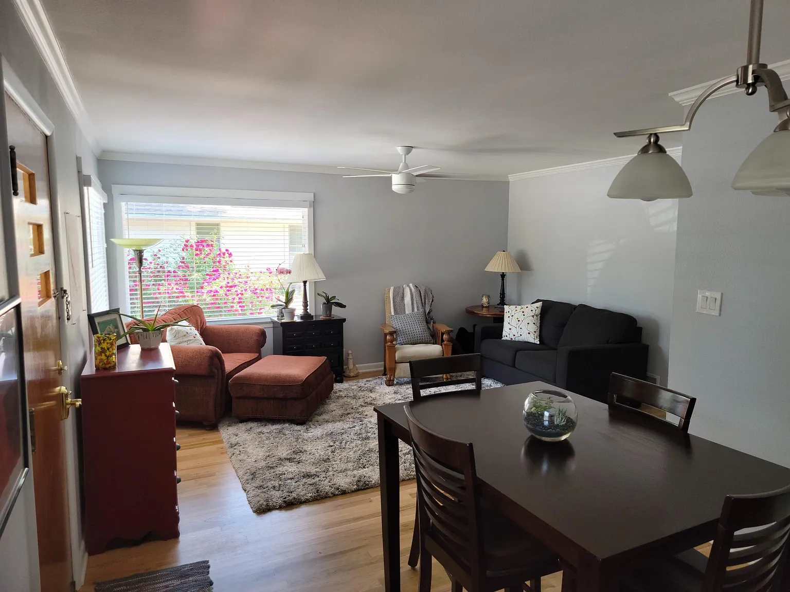 2 bed, 852 sqft, $1,800 — Photo 2