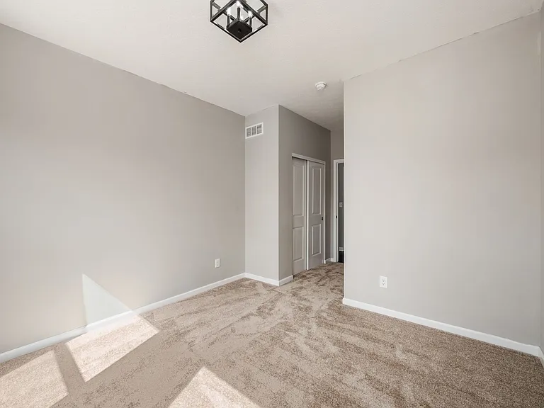 1082 Treeline Way — Photo 14