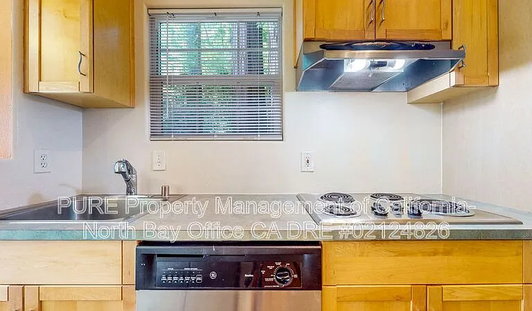 17475 Summit Ave #A — Photo 9