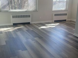 2370 W North Bend Rd #4, Cincinnati, OH 45239