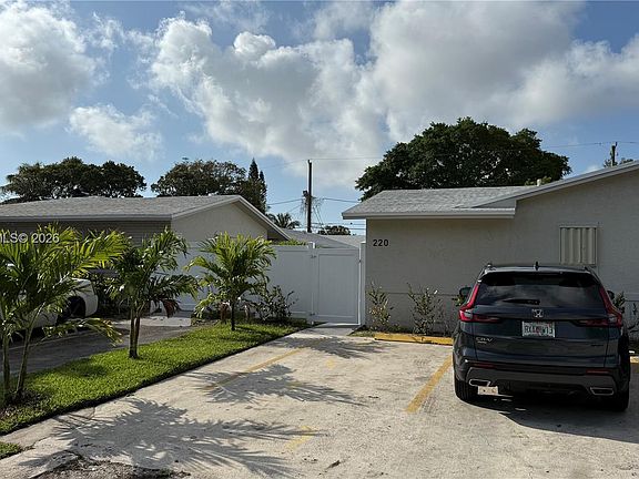 5th image of 220 NW 12th St