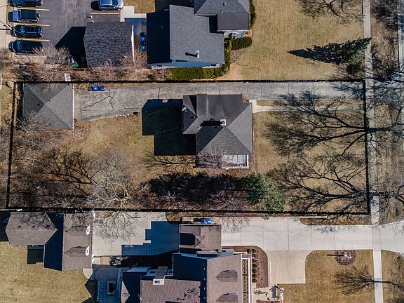4th image of 58 Norfolk Ave