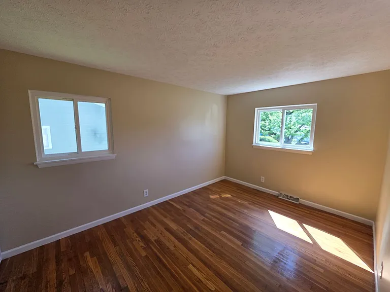 32 Golden Rod Ln — Photo 14