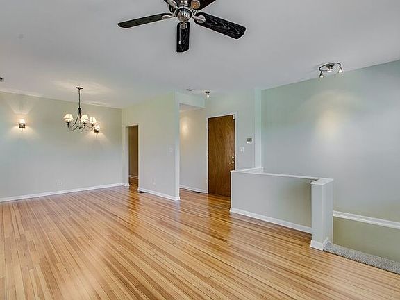 2nd image of 4845 N Ravenswood Ave APT 1N