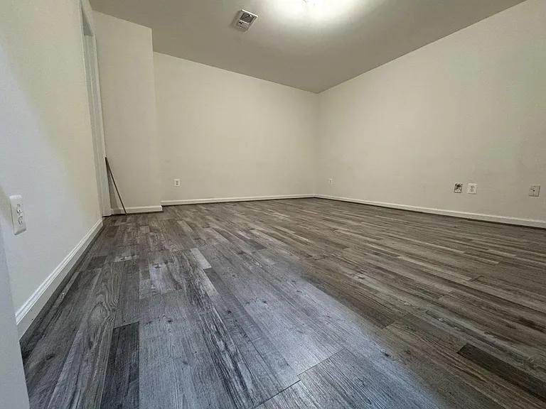 336 Baish Dr SE — Photo 39