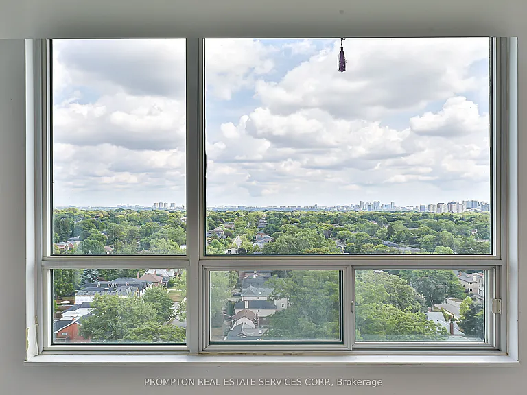 238 Doris Ave #2009 — Photo 37
