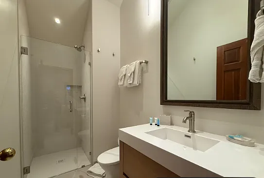 Building Photo - 517 Primrose Path