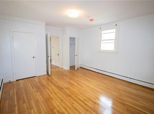 18 Bloomfield St #1, Pawtucket, RI 02861