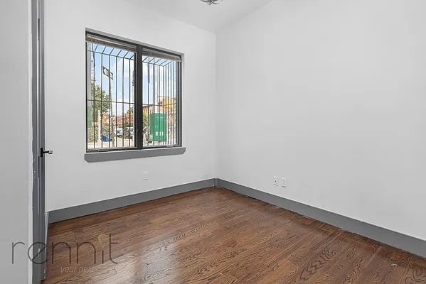 Rented by Rennit Inc. | media 10