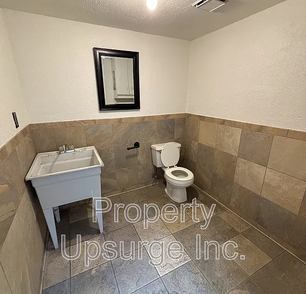 6200 Stainless Way #19 — Photo 6