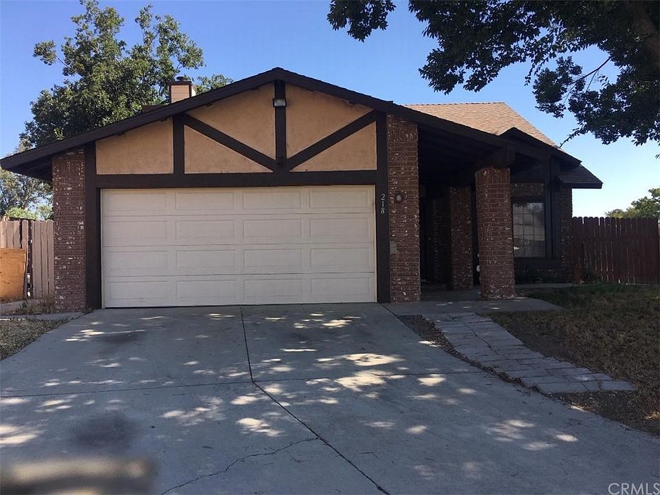 1st image of 218 Yosemite Way