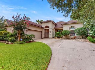 10 Slate Path Dr, Spring, TX 77382