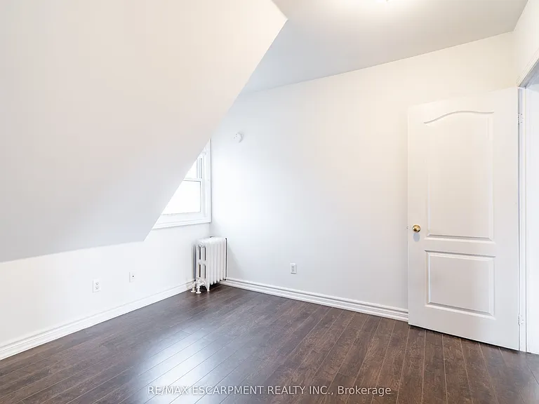 80 Saint Clair Ave #3 — Photo 22