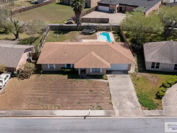 18 Shoreline Dr, Brownsville, TX 78521