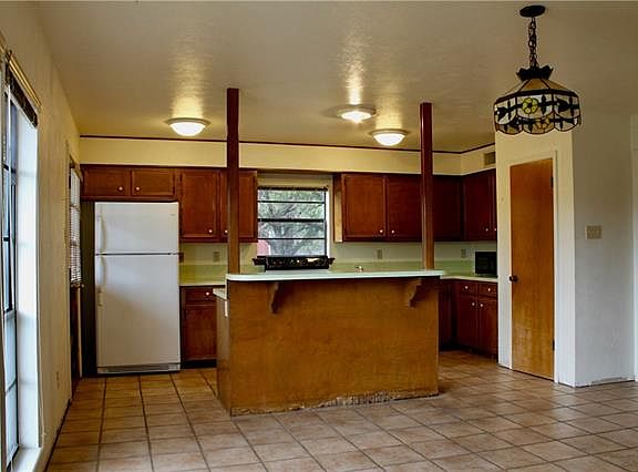 4th image of 109 Freedom Dr