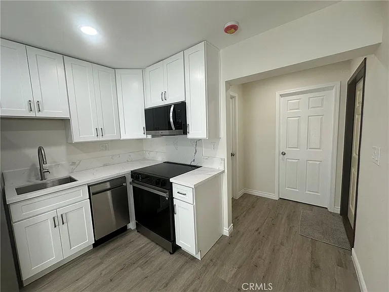 20655 Lemmer St #20655 — Photo 9