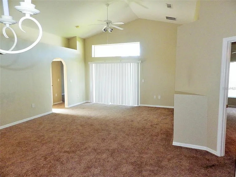 418 Ashley Pl — Photo 12
