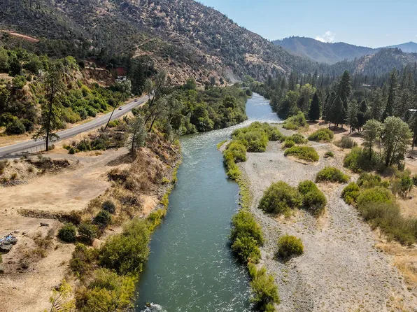 303 Bear Springs Rd, Junction City, CA 96048