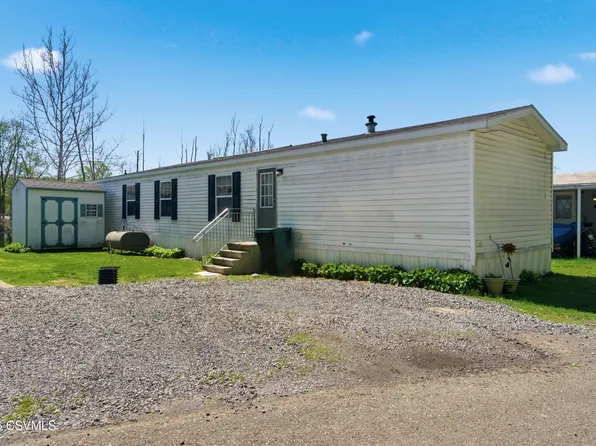 10 Baker Ln, Bloomsburg, PA 17815