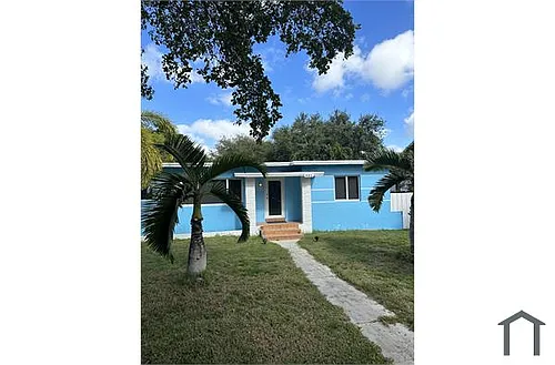 901 NW 50th St Photo 1