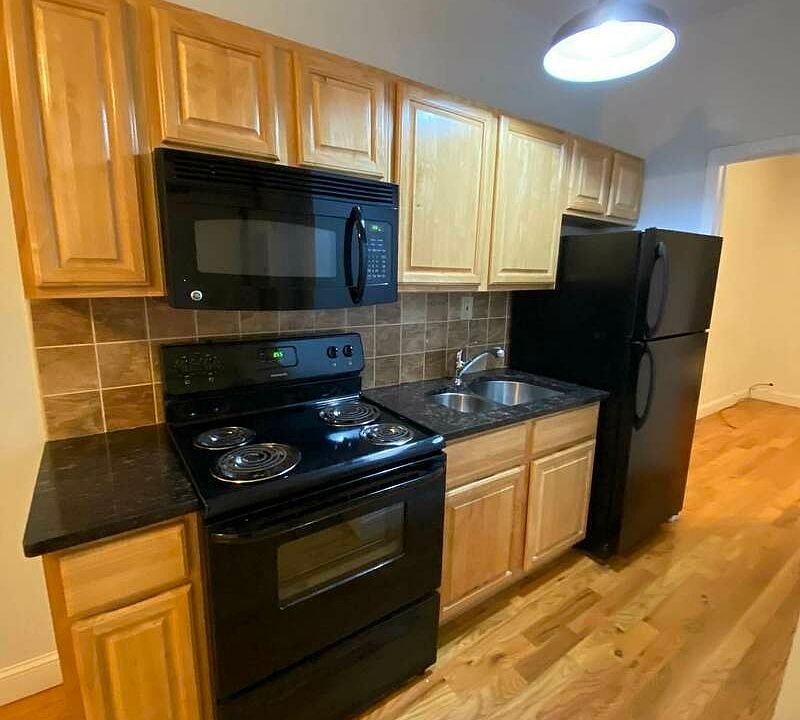 1st image of 737 6th Ave #1