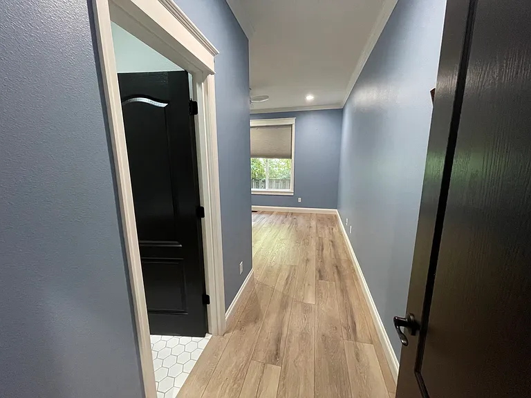 1321 Dollar St — Photo 11