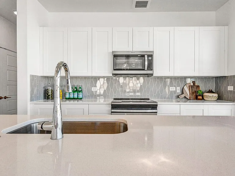 Apex at Perry Station - Modern Living at it's best! — Photo 69