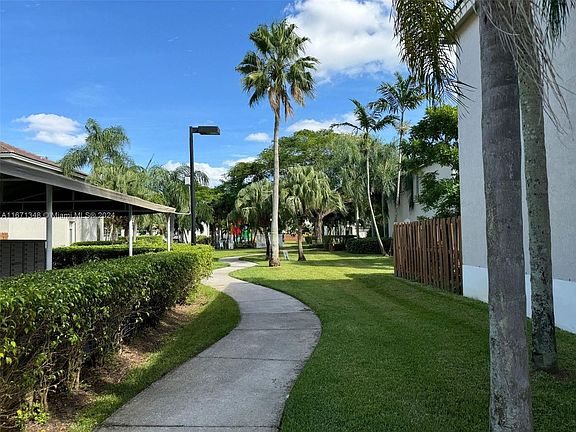5th image of 11346 NW 56th St #11346