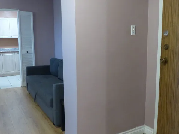 177 Linus Rd #906, Toronto, ON M2J 4S5