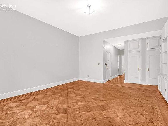 3rd image of 222 W 71st St APT 2