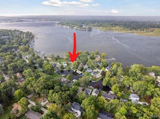 11637 Algonquin Dr, Pinckney, MI 48169