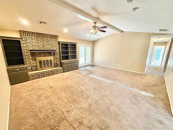 4th image of 3512 Kings Way