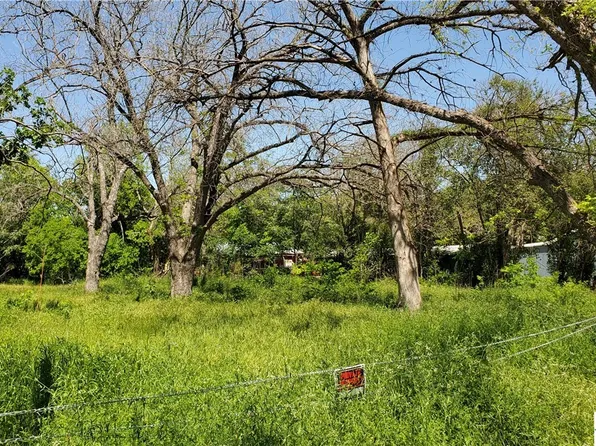 2111 River Rd, San Marcos, TX 78666