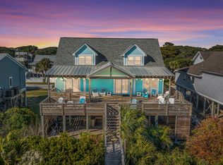 909 E Arctic Ave, Folly Beach, SC 29439
