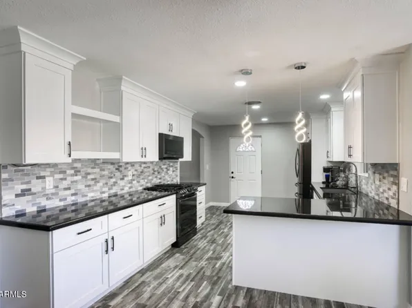 3038 W Charter Oak Road, Phoenix, AZ 85029