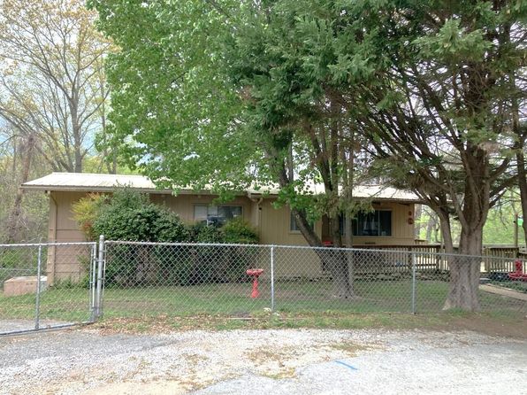 11 Gail Cir, Rossville, GA 30741