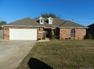 11173 S 280 East Ave, Coweta, OK 74429