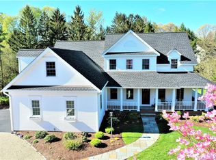 38 Red Hill Dr, Glastonbury, CT 06033