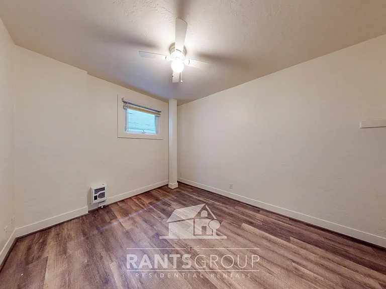 Thompson Apartments — Photo 39