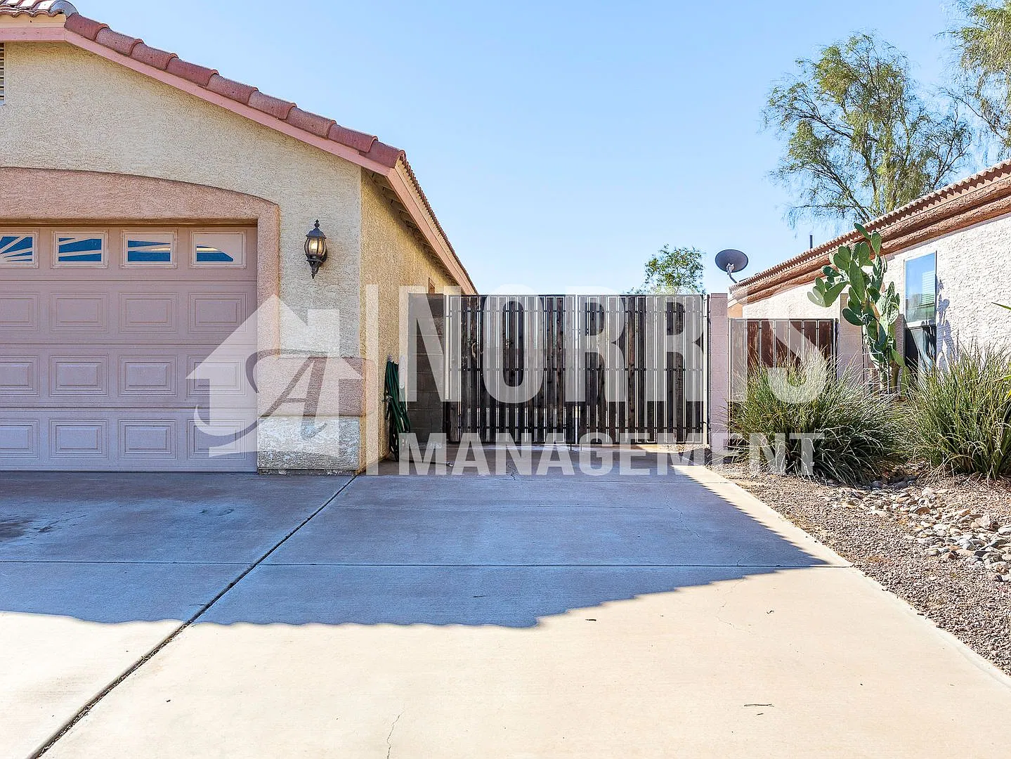 Wonderful Established Home in Arizona City — Photo 4