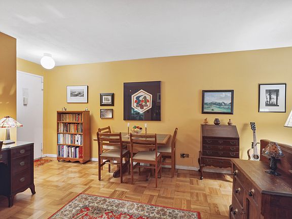 2nd image of 15 W 72nd St APT 2R