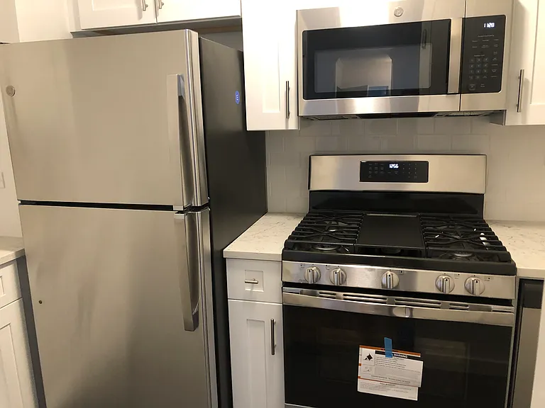 511 E 80th St #3K — Photo 8