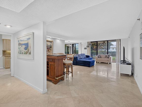 3rd image of 1401 S Ocean Boulevard #1060