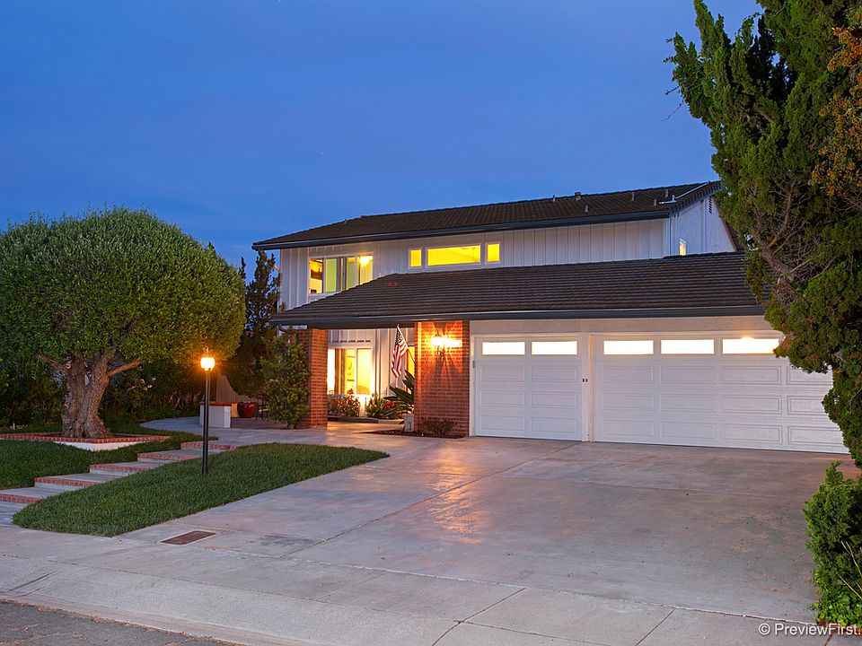 1st image of 12439 Floresta Ct
